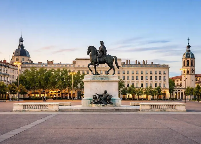 Cosy, Proche De La Tête D'or, Lyon